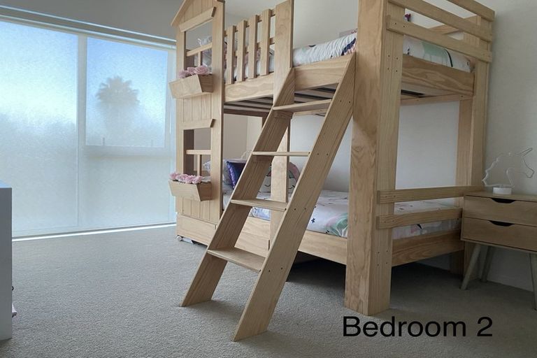 Photo of property in 5b Melia Place, Stanmore Bay, Whangaparaoa, 0932