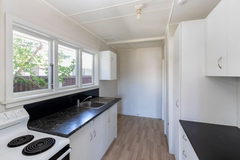 Photo of property in 14 Mountbatten Street, New Brighton, Christchurch, 8061