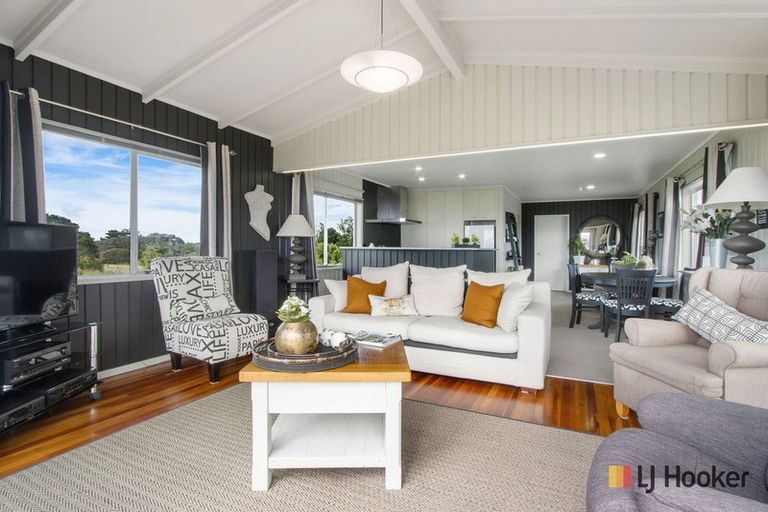 Photo of property in 287 Seaforth Road, Waihi Beach, 3611