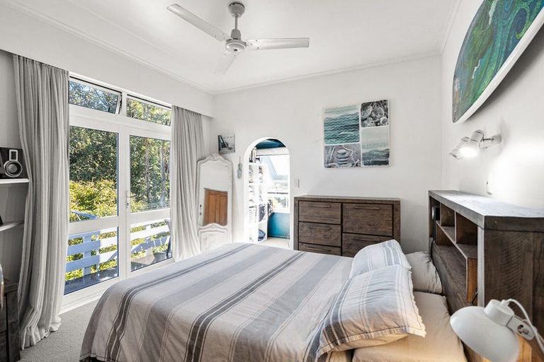 Photo of property in 28 Carrington Street, New Plymouth, 4310