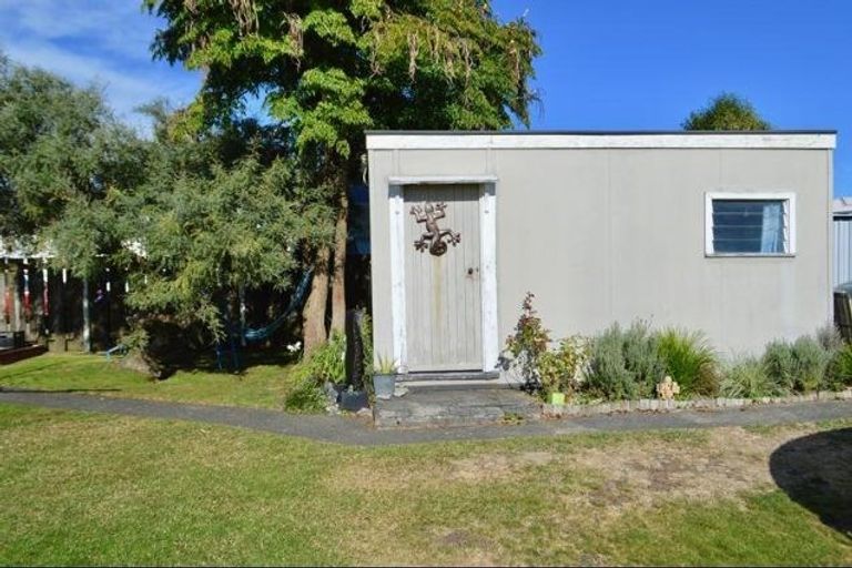 Photo of property in 25 Lemon Street, Otaki, 5512