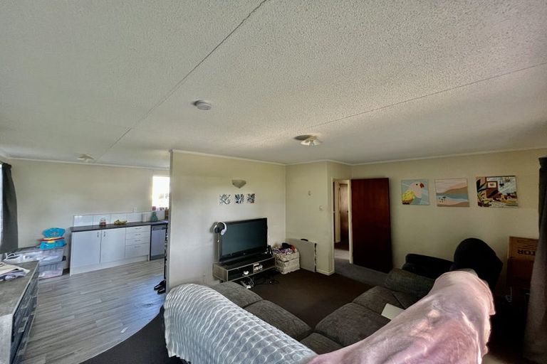 Photo of property in 2b Oak Avenue, Nawton, Hamilton, 3200