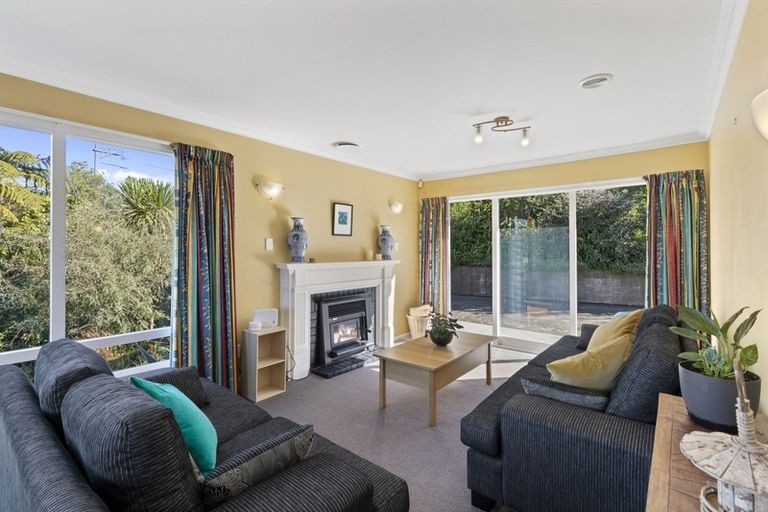 Photo of property in 4 Sunshine Crescent, Kelson, Lower Hutt, 5010