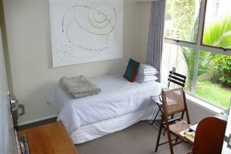 Photo of property in 16b Sydney Street, Hauraki, Auckland, 0622