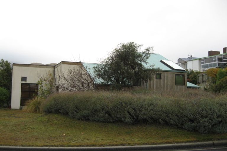 Photo of property in 52 Lake Avenue, Frankton, Queenstown, 9300