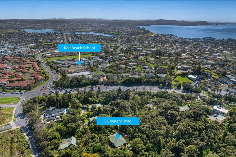 Photo of property in 6 Chenery Road, Red Beach, 0932