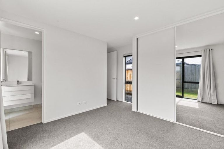 Photo of property in 14 Richard Hadlee Lane, Rolleston, 7615
