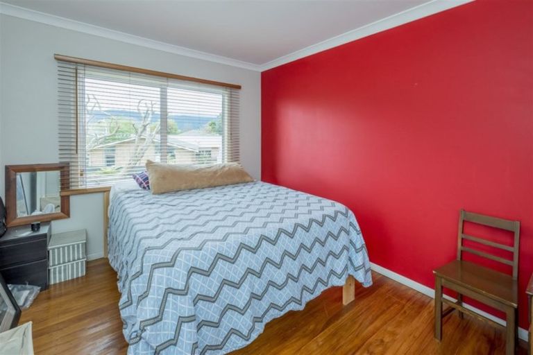 Photo of property in 188 Bartholomew Road, Levin, 5510