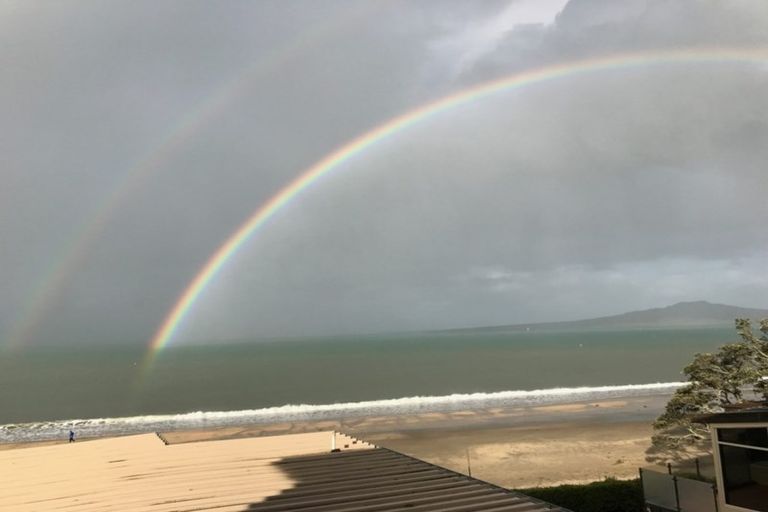 Photo of property in 1/46 Hauraki Road, Hauraki, Auckland, 0622