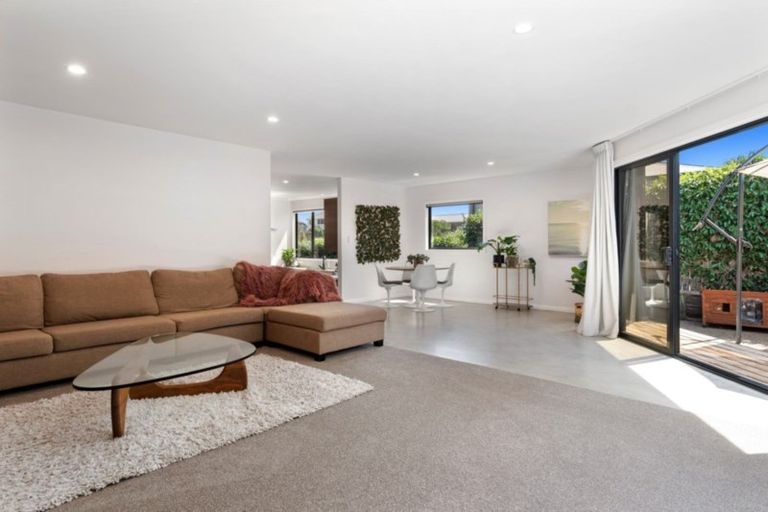Photo of property in 125b Oceanbeach Road, Mount Maunganui, 3116