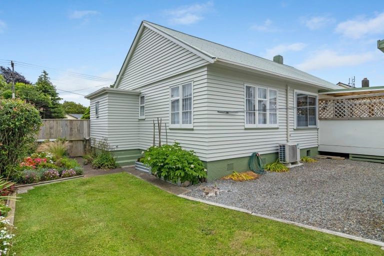 Photo of property in 68 Conway Road, Eltham, 4322