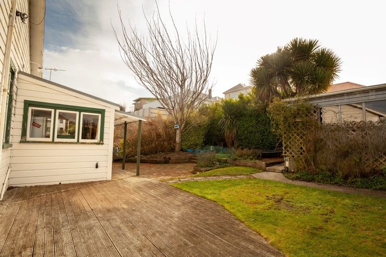 Photo of property in 28 Bernard Street, Kenmure, Dunedin, 9011