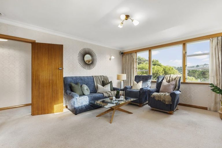 Photo of property in 96 Helston Road, Paparangi, Wellington, 6037