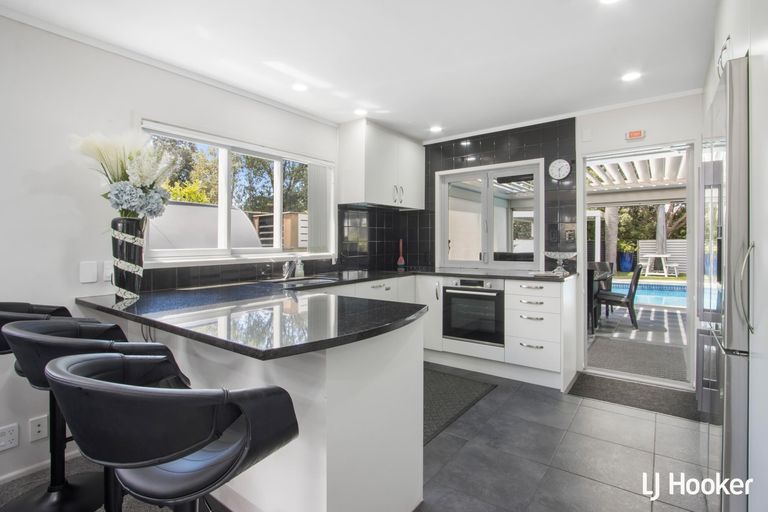 Photo of property in 19 Pio Road, Bowentown, Waihi Beach, 3177