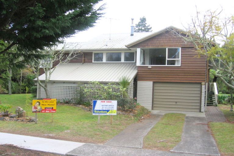 Photo of property in 108 Karaka Place, Matarangi, Whitianga, 3592