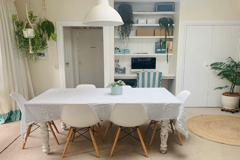 Photo of property in 4a Whitianga View, Paremata, Porirua, 5024