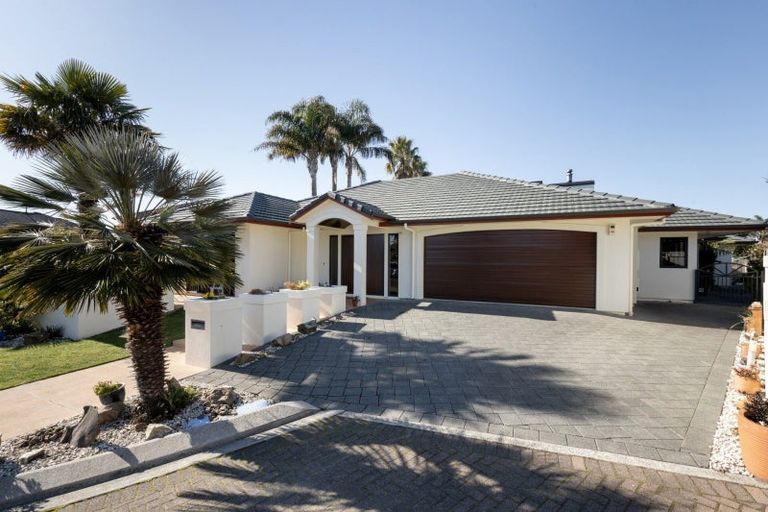 Photo of property in 38 Sanctuary Key, Papamoa Beach, Papamoa, 3118