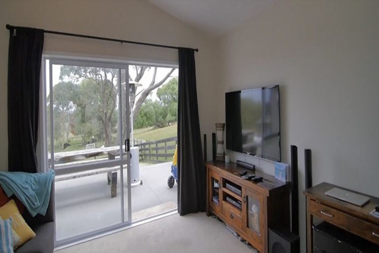 Photo of property in 67 Horseshoe Bush Road, Dairy Flat, Albany, 0794