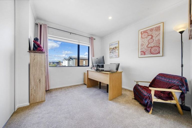 Photo of property in 37 Alliance Lane, Papakura, 2110