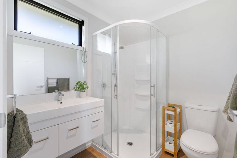 Photo of property in 2 Kahu Close, Kaiteriteri, Motueka, 7197