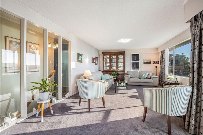 Photo of property in 28 Leeward Drive, Whitby, Porirua, 5024