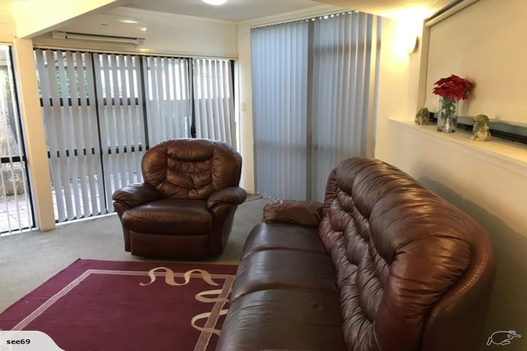 Photo of property in 19 Wilding Avenue, Northcote Point, Auckland, 0627