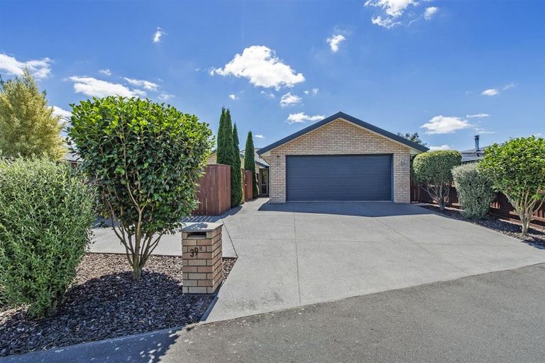 Photo of property in 39h Fairfield Way, Rolleston, 7614