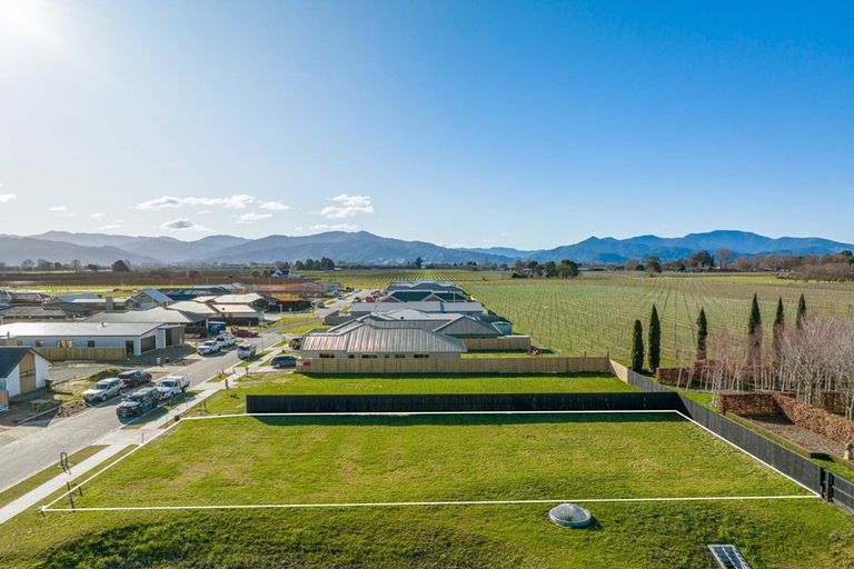 Photo of property in 18 Spencer Place, Springlands, Blenheim, 7201