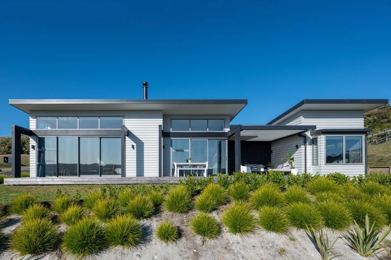 Photo of property in 44 Kittyhawk Drive, Kinloch, Taupo, 3377
