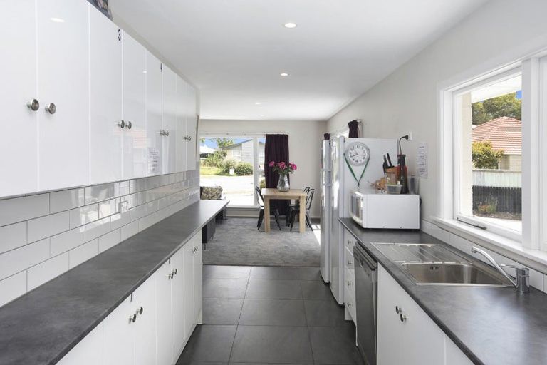 Photo of property in 24 Aileen Place, Upper Riccarton, Christchurch, 8041