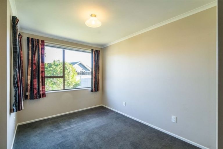 Photo of property in 76 Cheyenne Street, Sockburn, Christchurch, 8042