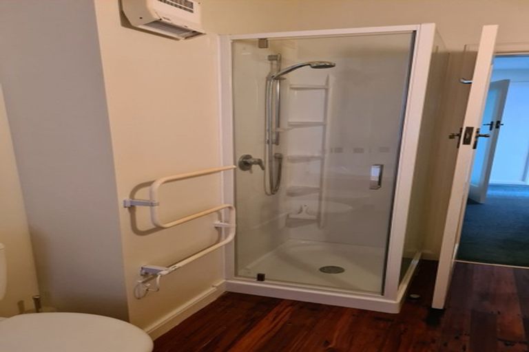 Photo of property in Olympus Flats, 1/280 Oriental Parade, Oriental Bay, Wellington, 6011