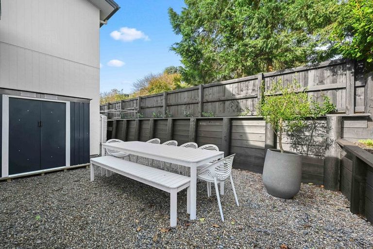 Photo of property in 2/10 Gallants Place, Flagstaff, Hamilton, 3210