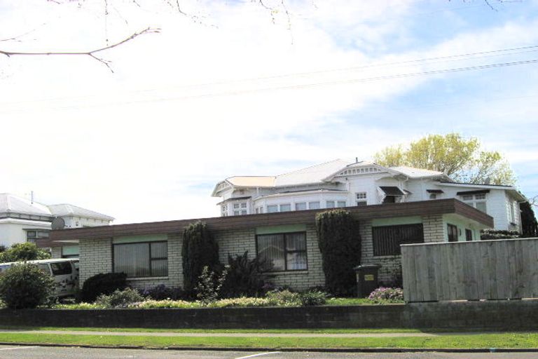 Photo of property in 10 Caius Avenue, Gonville, Whanganui, 4501