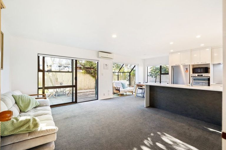 Photo of property in 2/1 Winchester Street, Merivale, Christchurch, 8014