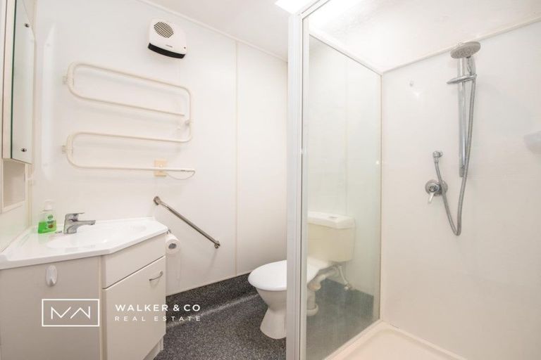 Photo of property in 1/33 Cambridge Terrace, Waiwhetu, Lower Hutt, 5010