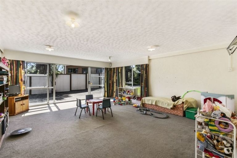 Photo of property in 223a Titirangi Road, Titirangi, Auckland, 0604