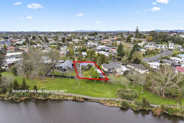 Photo of property in 17 Kingsway Crescent, Forest Lake, Hamilton, 3200