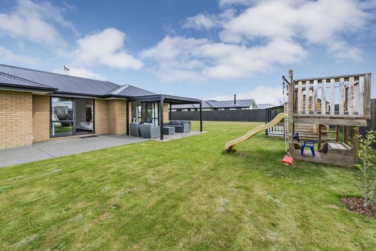 Photo of property in 5 Merino Crescent, Kirwee, 7571