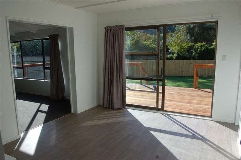 Photo of property in 9 Toop Street, Havelock North, 4130