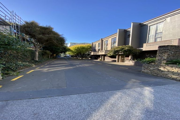 Photo of property in Mendosa Terraces Apartments, 31/9 Ebor Street, Te Aro, Wellington, 6011