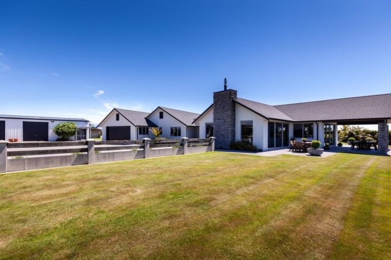 Photo of property in 282 Turangi Road, Tikorangi, Waitara, 4383