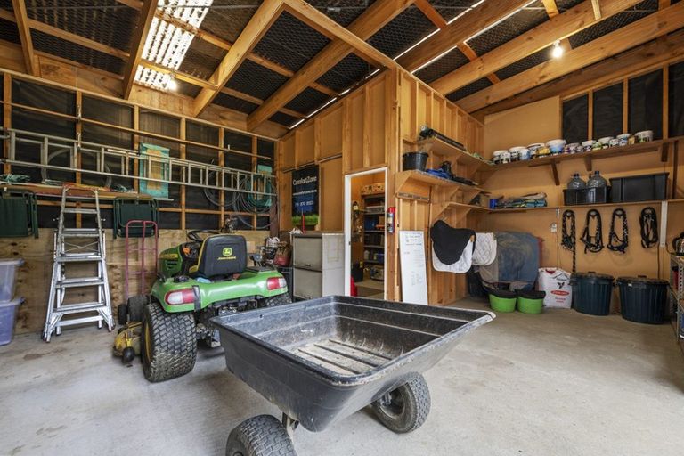 Photo of property in 1021 Whitemans Valley Road, Blue Mountains, Upper Hutt, 5371