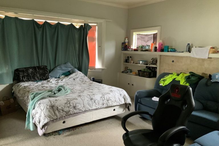 Photo of property in 77 Rattray Street, Riccarton, Christchurch, 8041