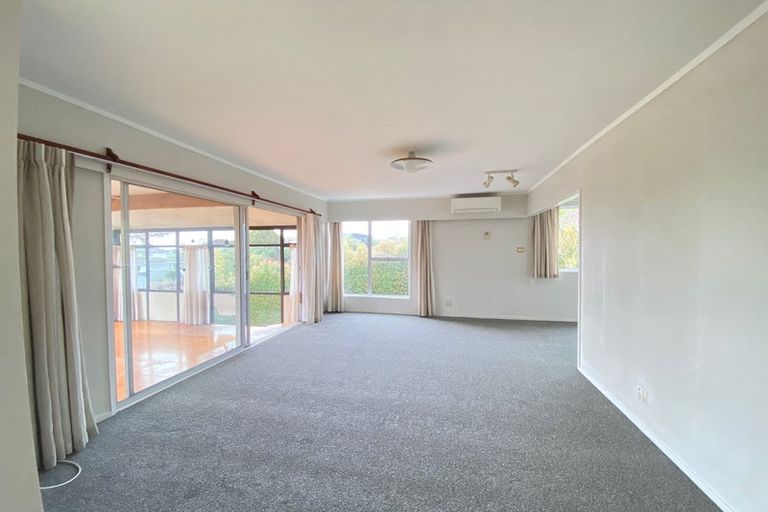 Photo of property in 124 Awaruku Road, Torbay, Auckland, 0630