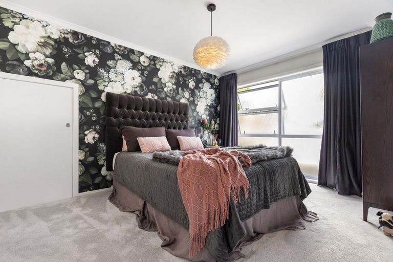 Photo of property in 9 Cardiff Street, Pukekohe, 2120