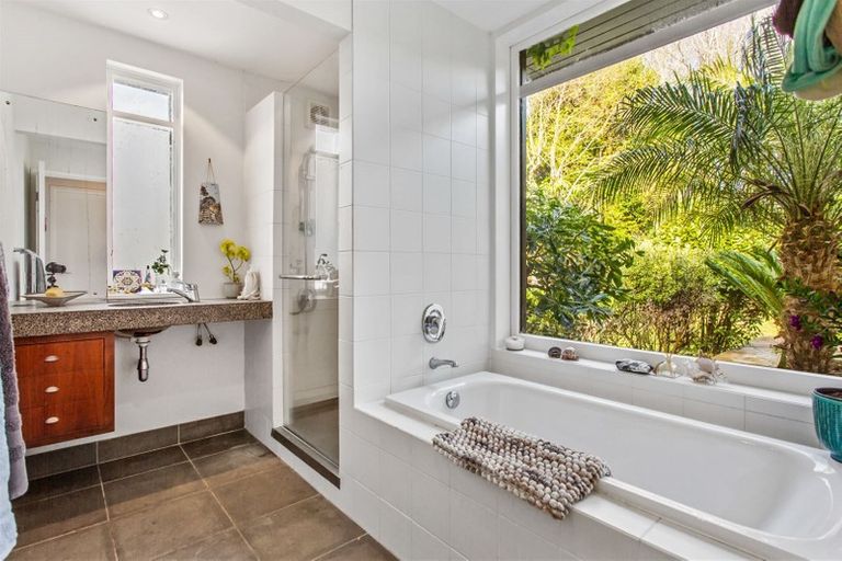 Photo of property in 109 Waller Avenue, Bucklands Beach, Auckland, 2012