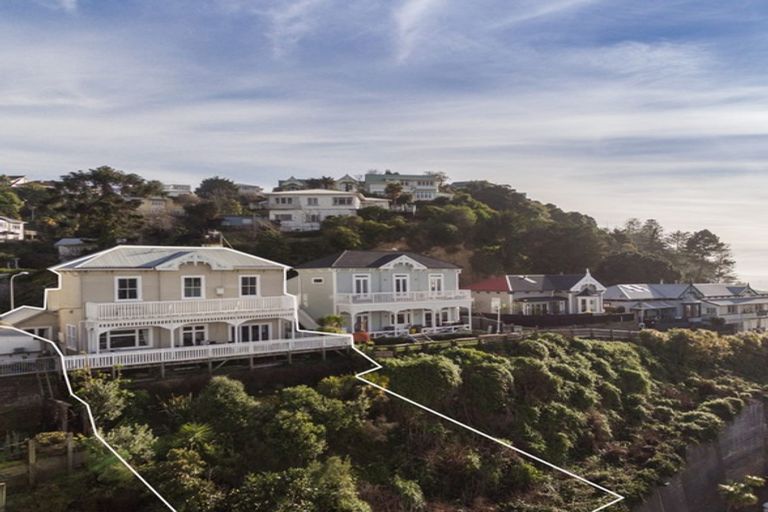 Photo of property in 2 Seaview Terrace, Bluff Hill, Napier, 4110