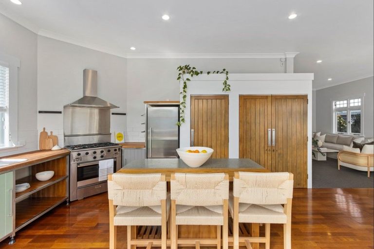 Photo of property in 510 Nelson Street North, Hastings, 4122