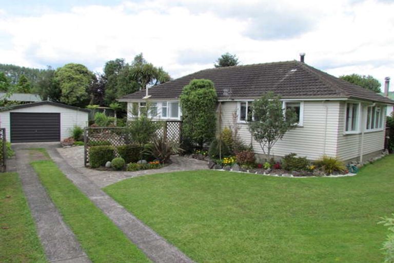 Photo of property in 6 Hinemotu Avenue, Kawerau, 3127